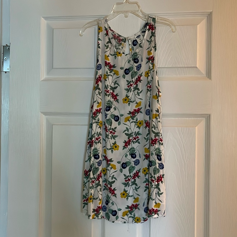 Floral tank top